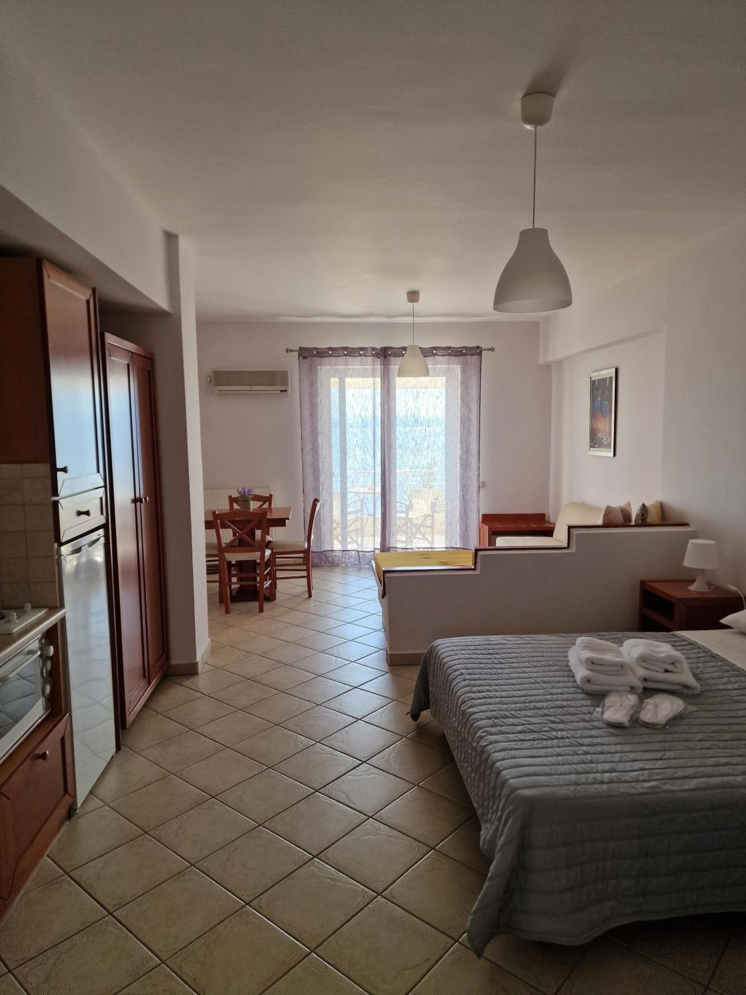 Aparthotel Porto Xronia Khrónia Exterior foto