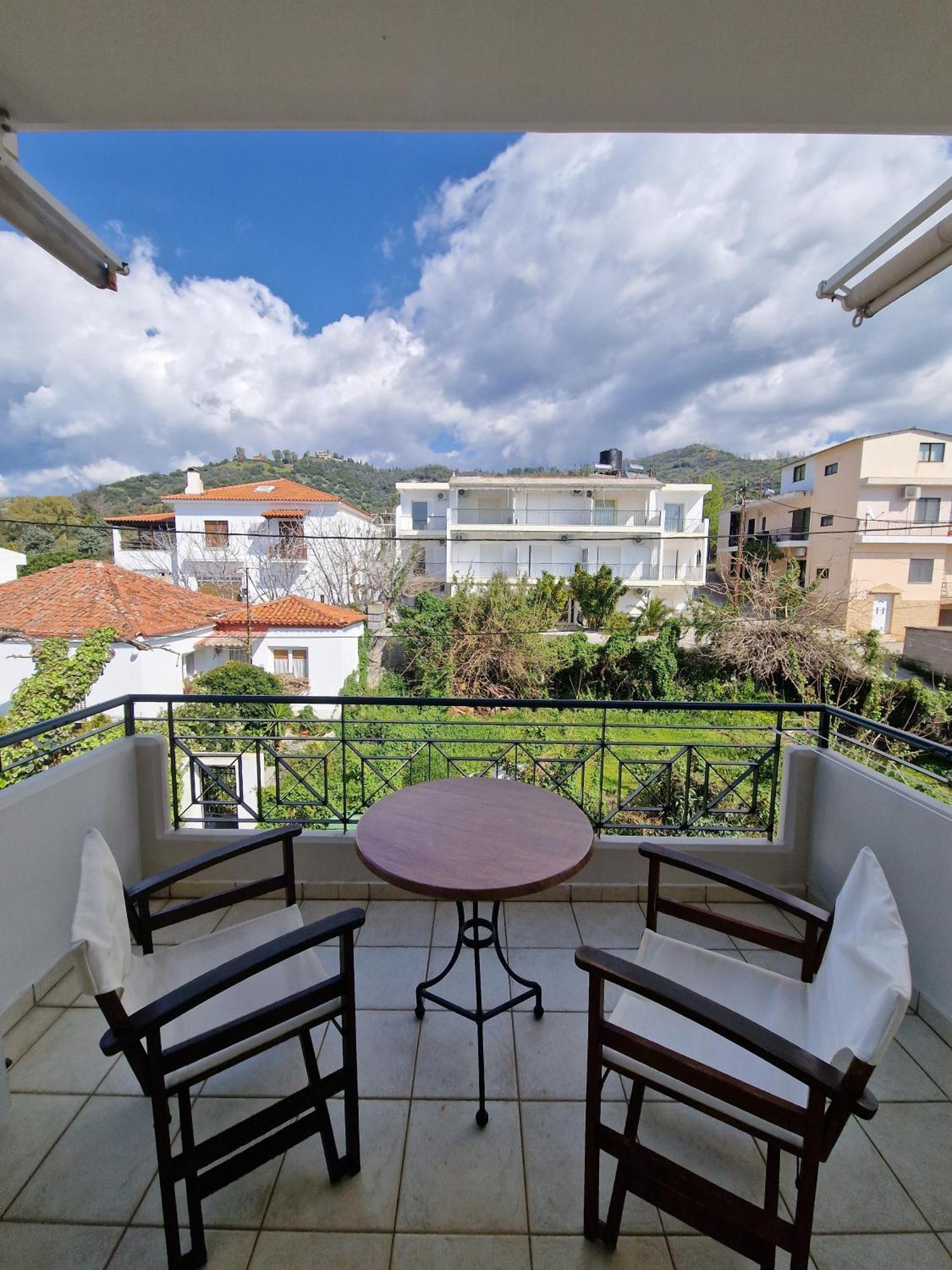 Aparthotel Porto Xronia Khrónia Exterior foto